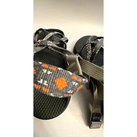 Chaco Women's ZX2 Classic Strappy Sandal Gray Orange Pattern Comfy Size 11 - Picture 9 of 11